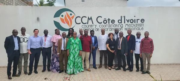 You are currently viewing LA RESTITUTION DE LA MISSION DE L’EQUIPE PAYS DU FOND MONDIAL AU CCM COTE IVOIRE.