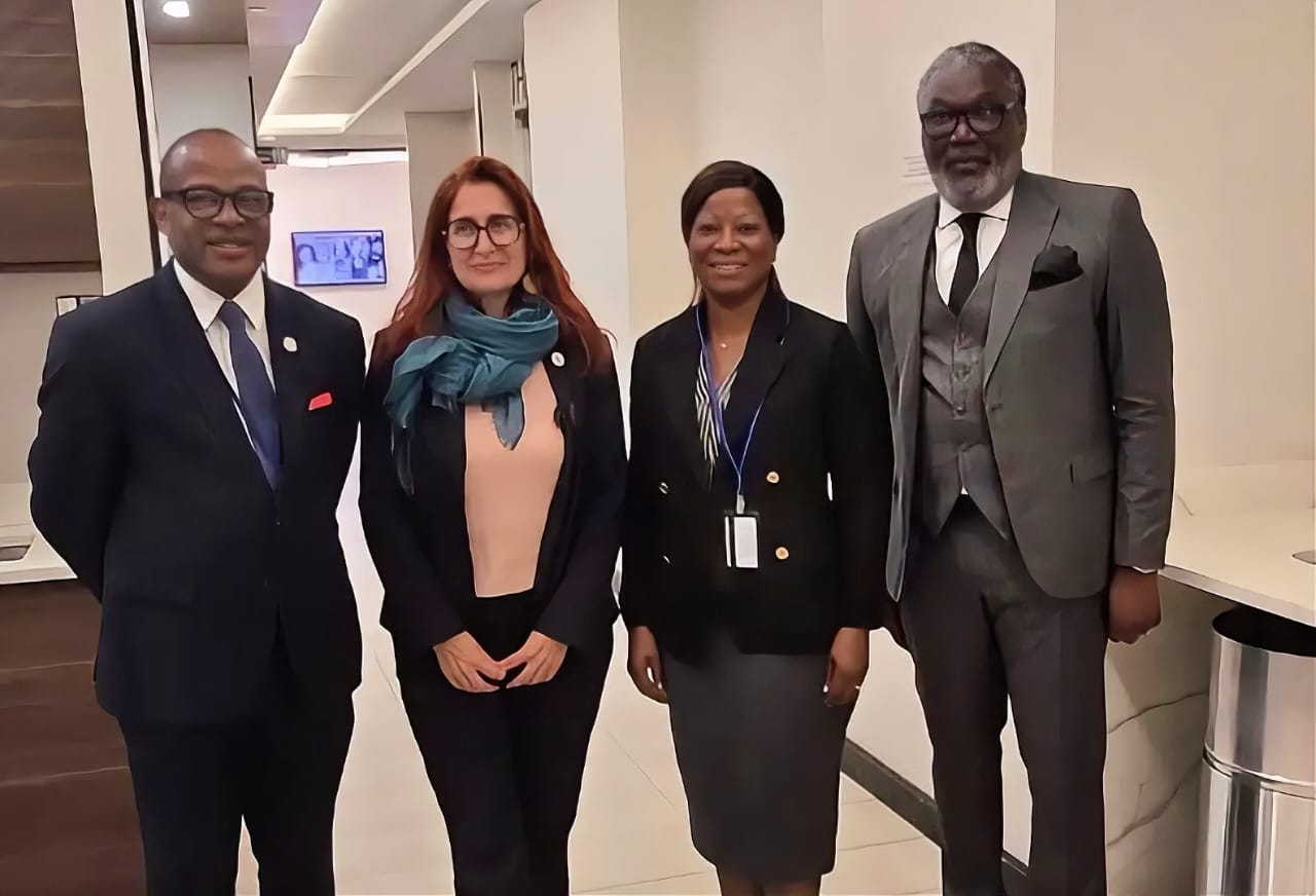 Lire la suite à propos de l’article 81è AG des Nations Unies:  à New York, la Côte d&rsquo;Ivoire affirme sa marche vers la souveraineté sanitaire